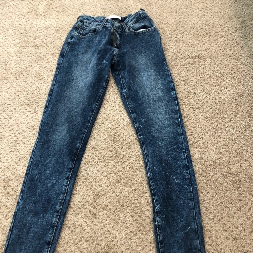 Levi’s stretchy jeans!